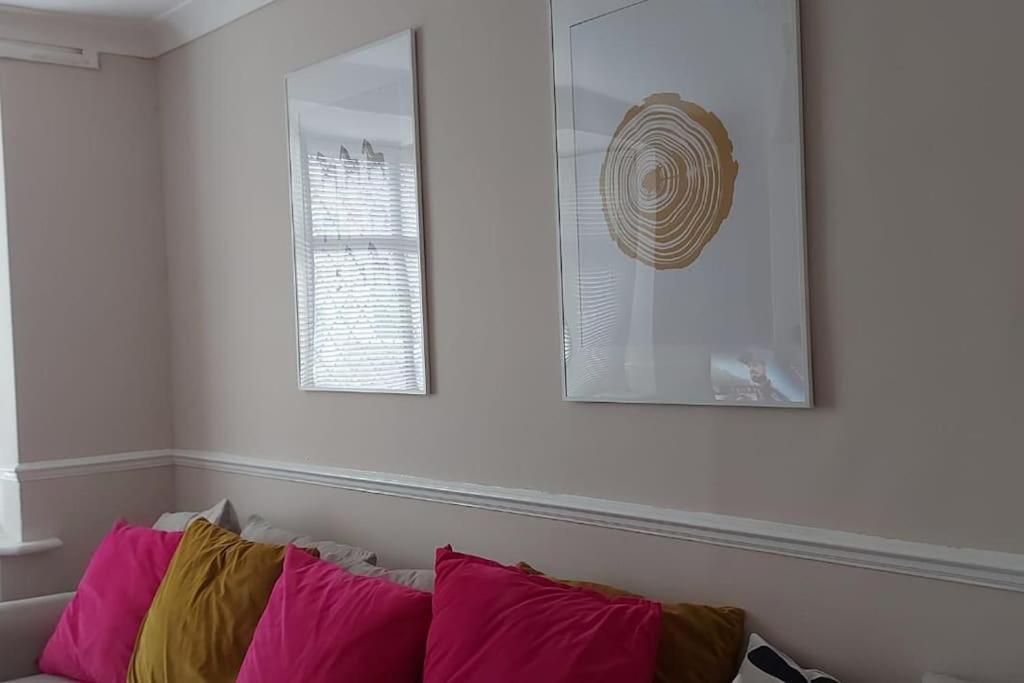 Beautiful Bright Three Bedroom House In Brighton And Hove With Free Parking المظهر الخارجي الصورة