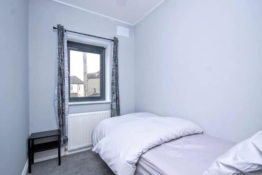 Beautiful Bright Three Bedroom House In Brighton And Hove With Free Parking المظهر الخارجي الصورة