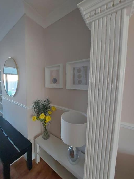 Beautiful Bright Three Bedroom House In Brighton And Hove With Free Parking المظهر الخارجي الصورة
